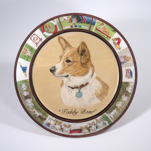 corgi story platter 20"